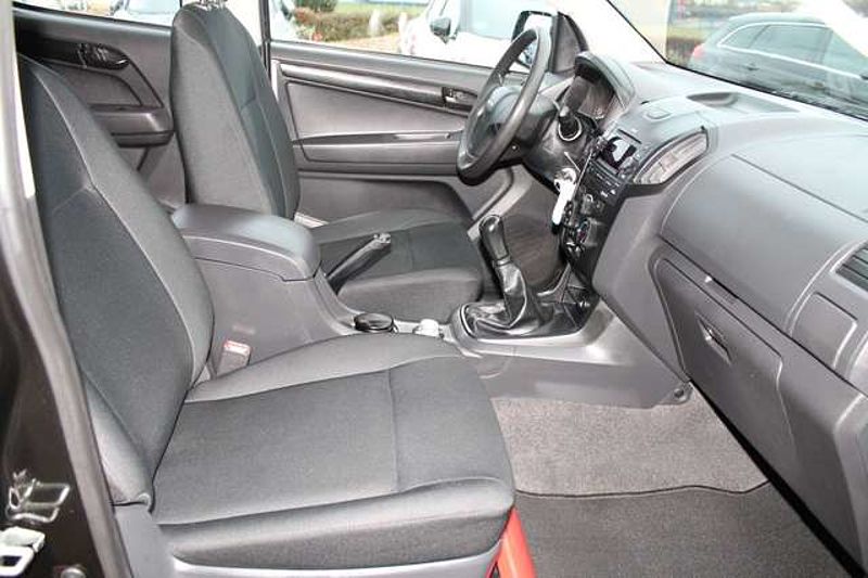 Isuzu D-Max 1,9 DOKA  Klima 4x4 Anhängerzug+Hardtop